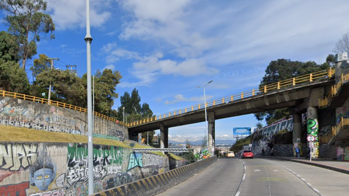 Investigan muerte de una mujer tras caer de puente en el norte de Bogotá