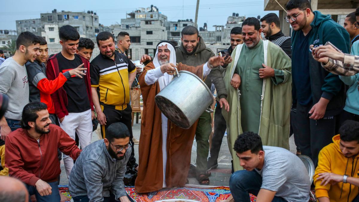 Ramadán: la celebración que por estos días hay entre las ruinas de Gaza