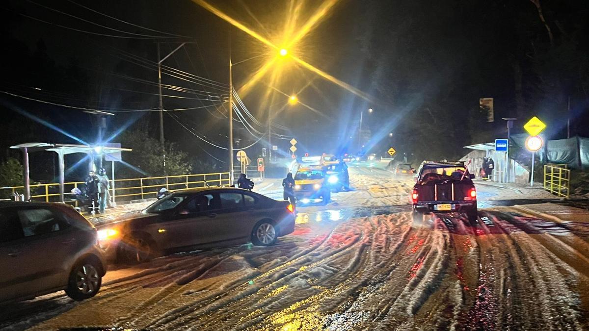 Bogotá| conductores reportan cierres en la vía a La Calera por fuerte granizada