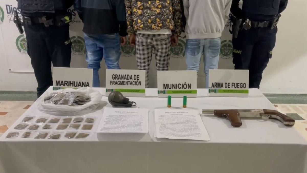 Golpe al Tren de Aragua en Bogotá: tres hombres armados con granada y escopeta fueron capturados