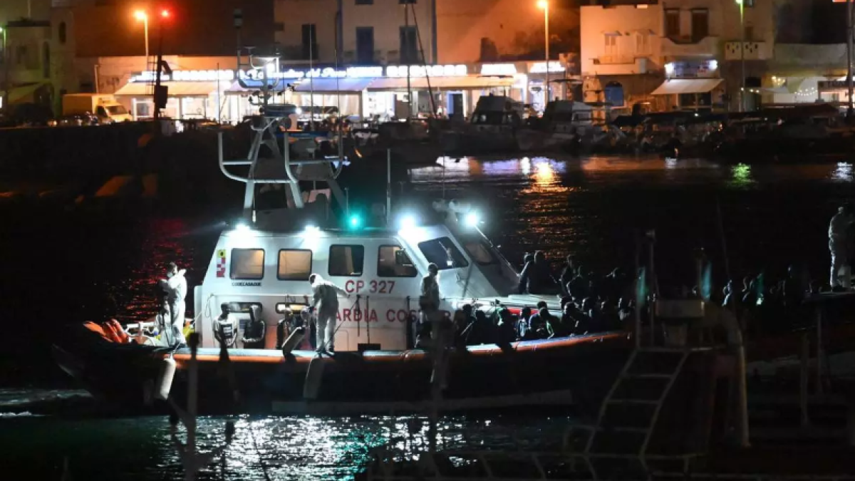 Mueren 9 migrantes y 15 están desaparecidos en un naufragio, tras intentar cruzar el Mediterráneo