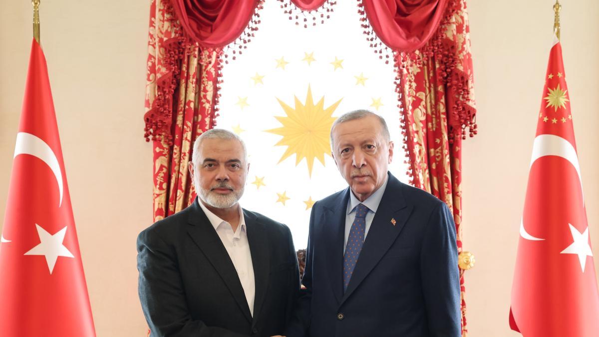 El presidente de Turquía se reúne con el líder de Hamás: le prometió trabajar por un Estado palestino