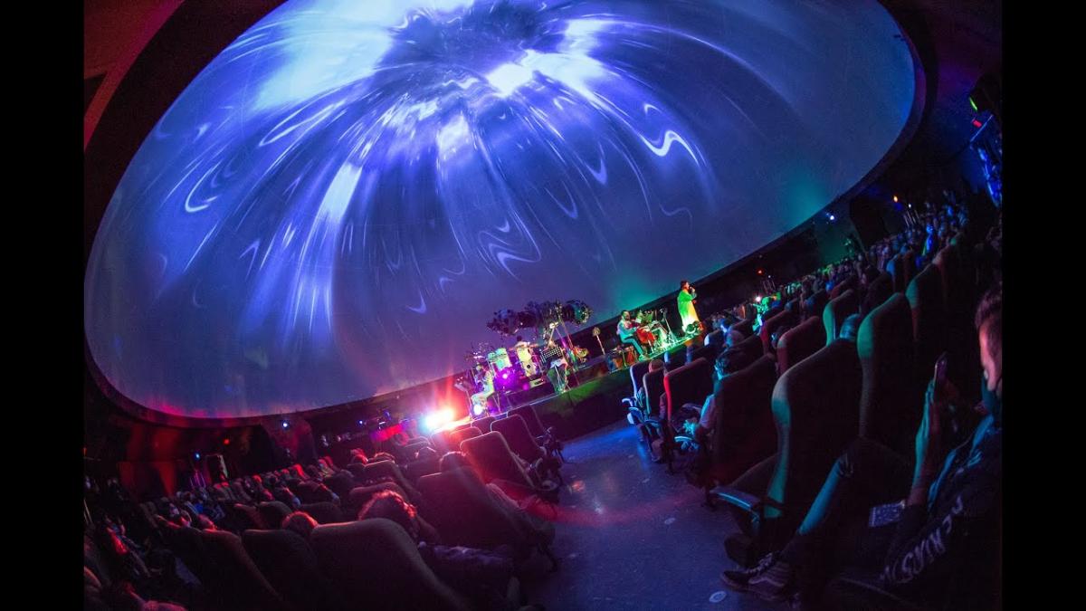 El Planetario de Bogotá está abierto de nuevo con nuevas experiencias disponibles para los visitantes.