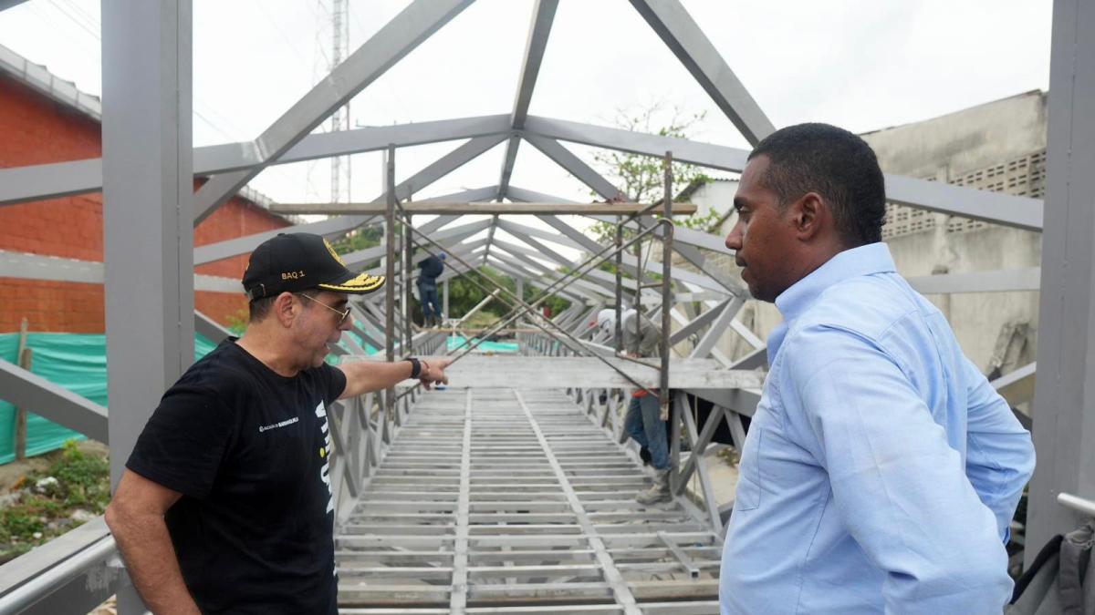 Barranquilla: avanza la construcción de puente que pidió la comunidad por peligroso cruce