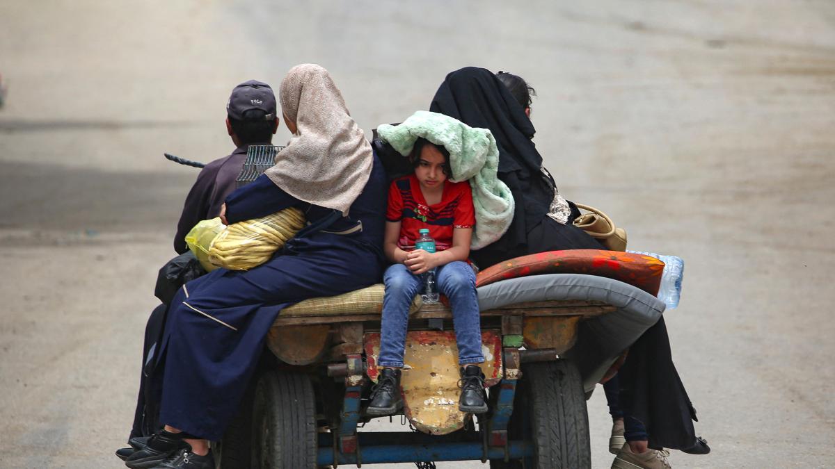 Israel ordena el desplazamiento de 300.000 gazatíes del norte y el sur de la Franja de Gaza