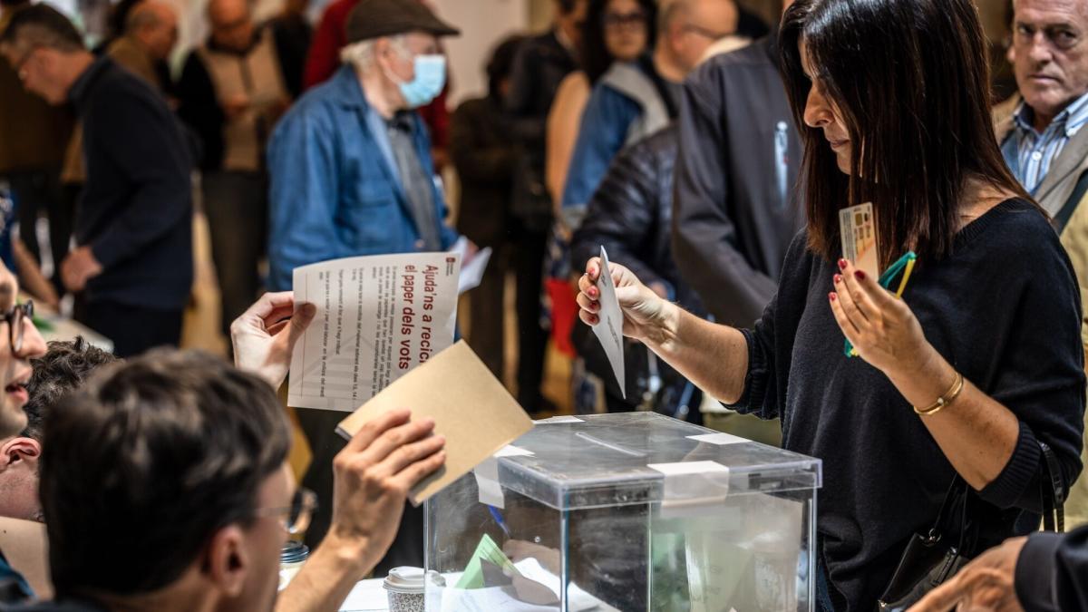 Cataluña celebra elecciones regionales claves en España: ¿por qué el resultado es determinante para Pedro Sánchez?