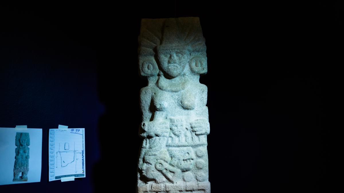 La escultura que revela los roles de poder de las mujeres en la sociedad mesoamericana