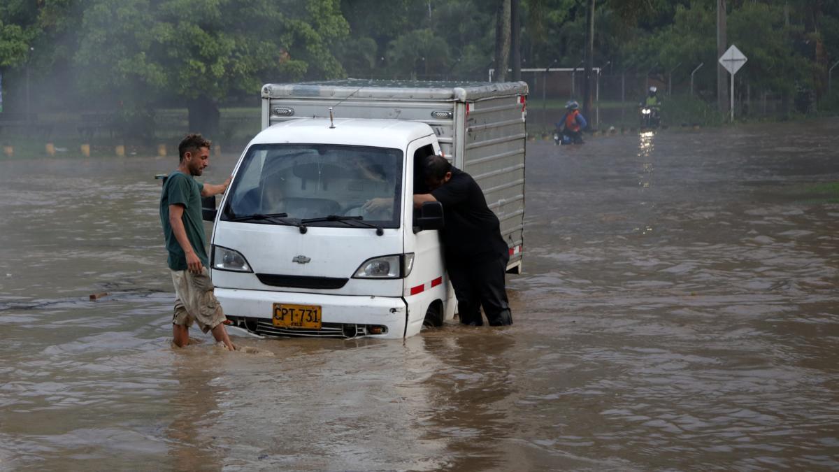 Regresaron las lluvias a Cali y, con ellas, sus graves problemas de inundaciones y emergencias: ¿se está llevando a cabo un plan? 