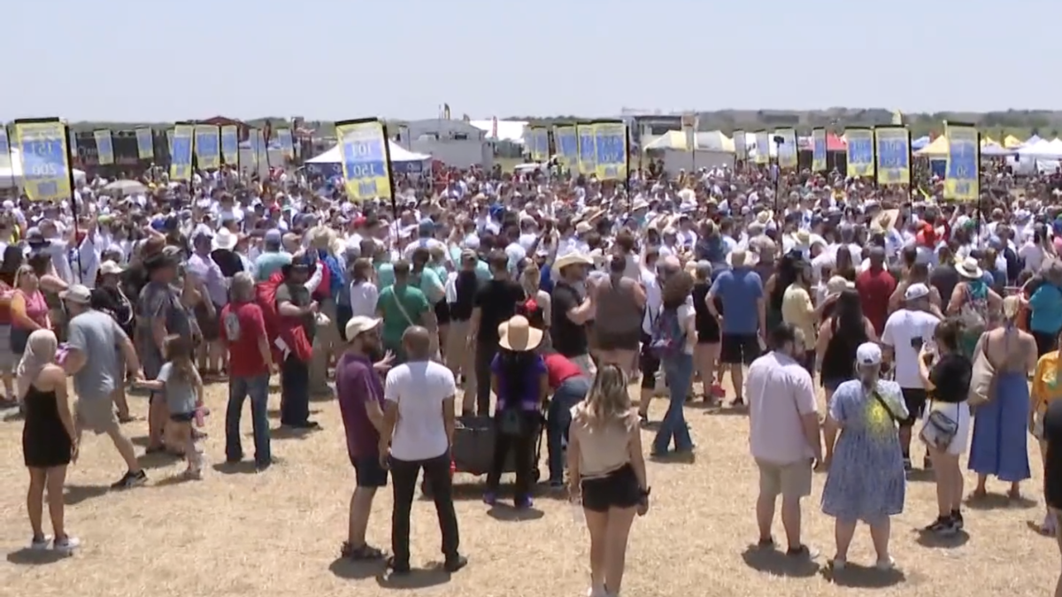 Extraño récord en Texas: 706 personas se llamaban igual y se reunieron