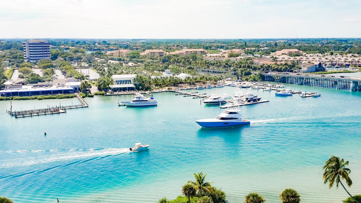 Florida: ¿cómo saber si el barco que alquilé en mis vacaciones es ilegal?