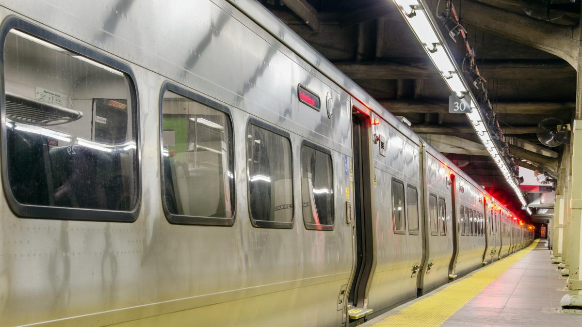 Se subió al metro de Nueva York y vio a un pasajero en una situación de miedo