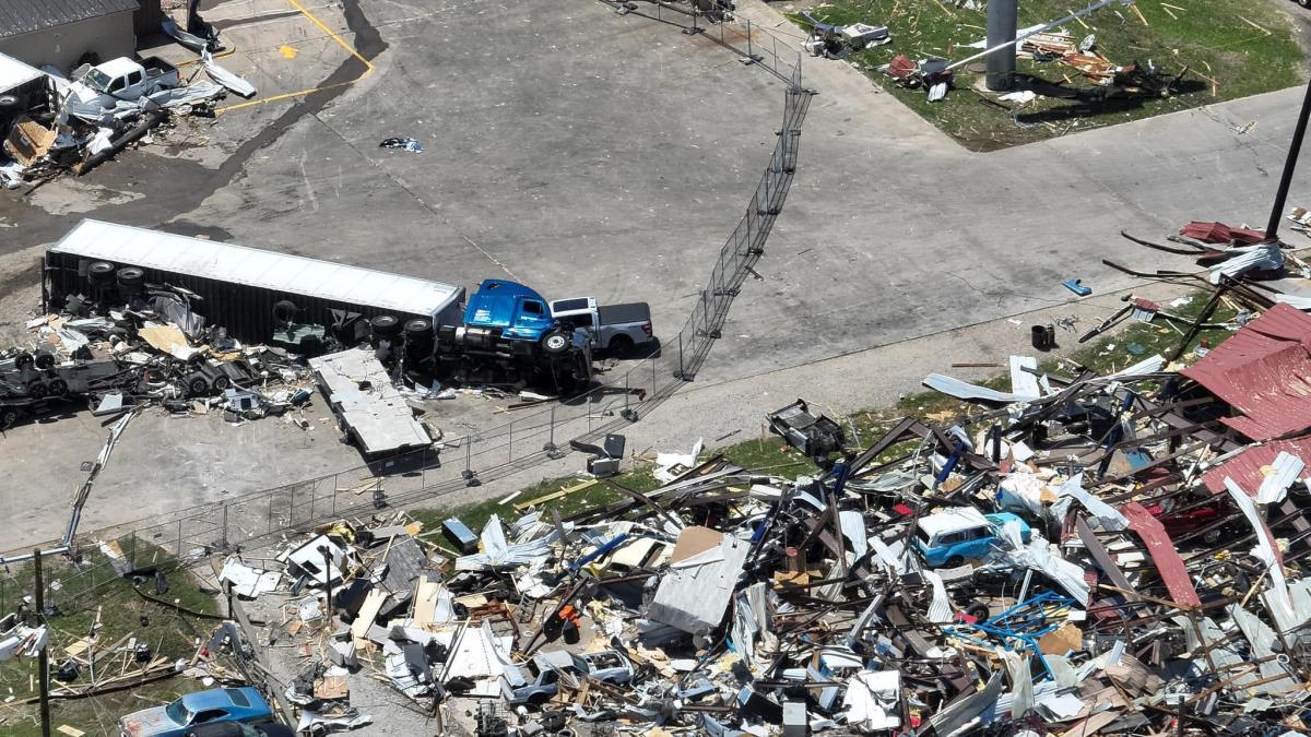 United States: tornadoes and storms in several southern states leave 23 ...