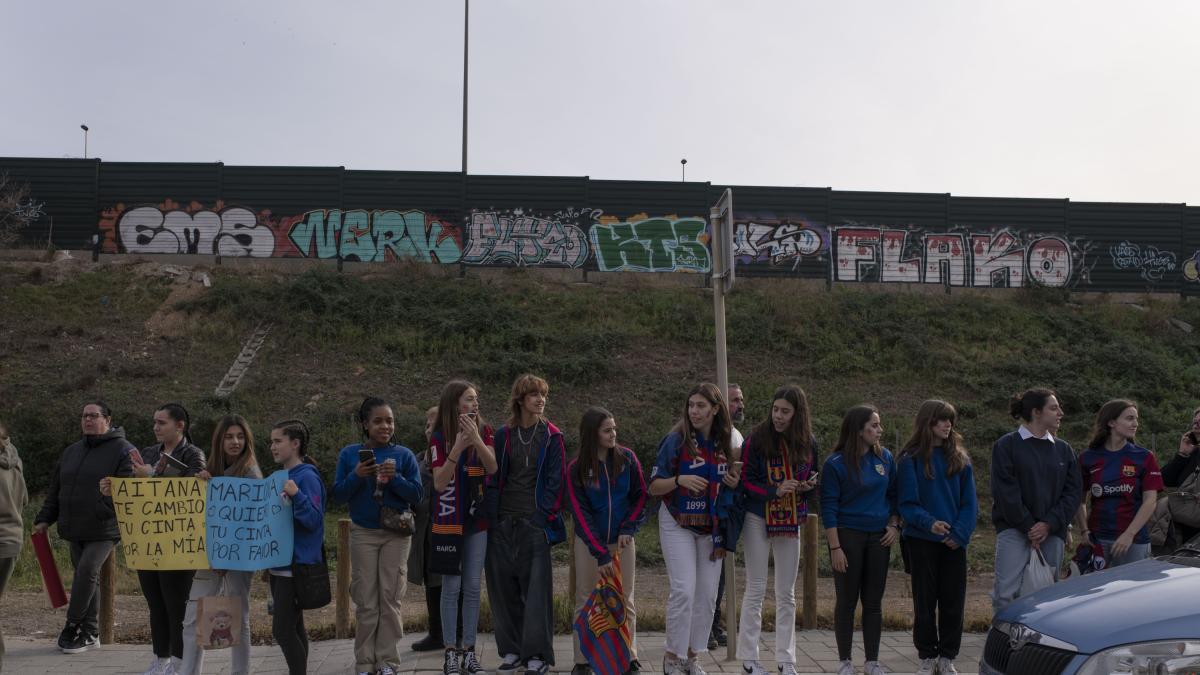 El éxito del equipo femenil de Barcelona ha provocado un aumento en la afición y un auge en inscripciones en equipos