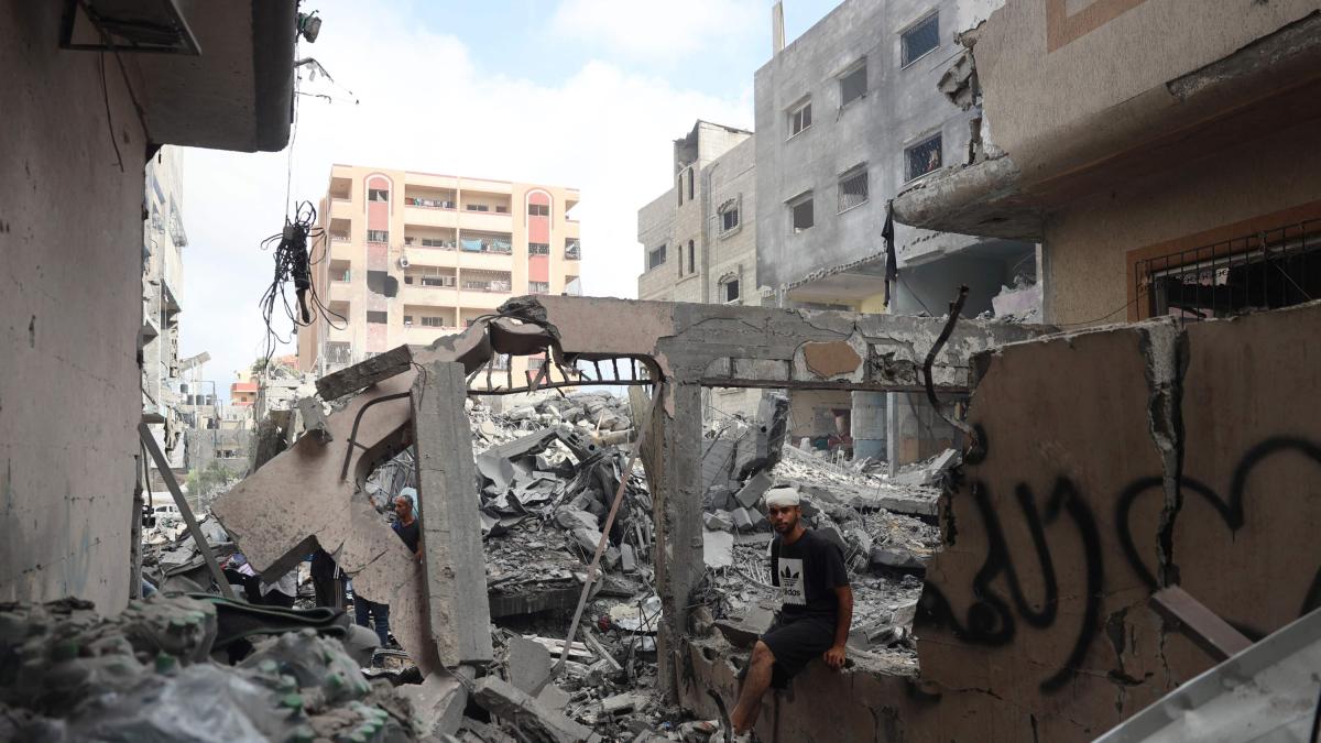 Los gazatíes relatan el terror durante la operación de Israel para liberar cuatro rehenes en Nuseriat