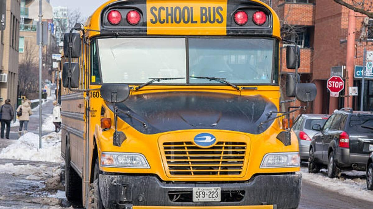 La nueva ley de Nueva York que añade un requisito obligatorio a los autobuses y entró en vigor en abril