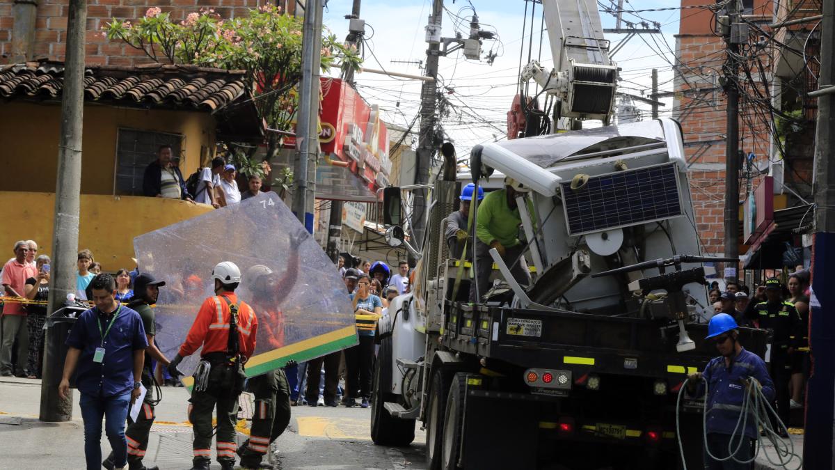 Abren investigación al Metro de Medellín por accidente con cabina del metrocable línea K 