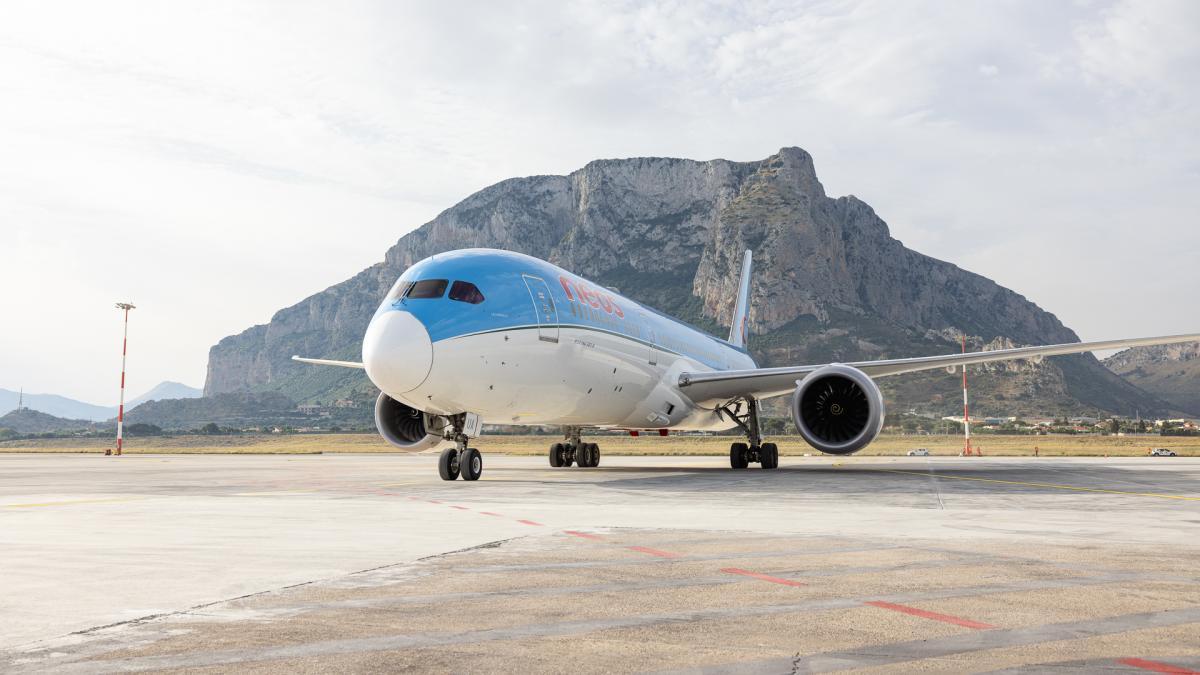 Il presidente Gustavo Pedro ha annunciato voli diretti tra la Colombia e l’Italia con Neos Air