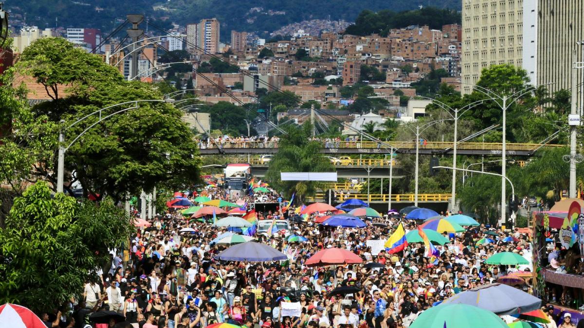 Estos son los barrios de Medellín donde más se vulneran los derechos de la población LGBTIQ+ 