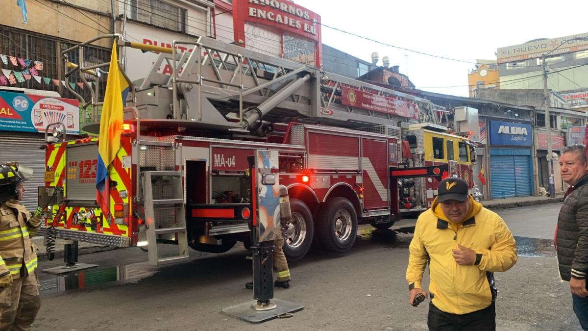 EN VIVO | Movilidad Bogotá: incendio estructural en el centro de la ciudad, en la carrera 11 con calle 11 