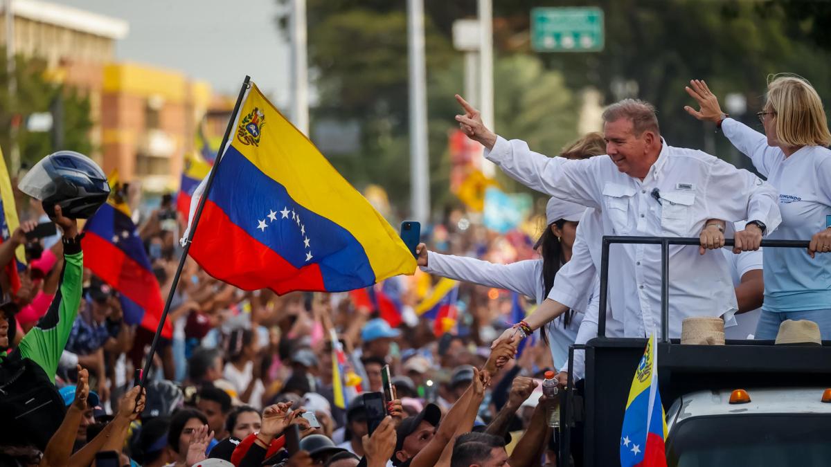 Elecciones Venezuela 2024: decenas de venezolanos protestan en Miami por no  poder votar en las presidenciales de su país