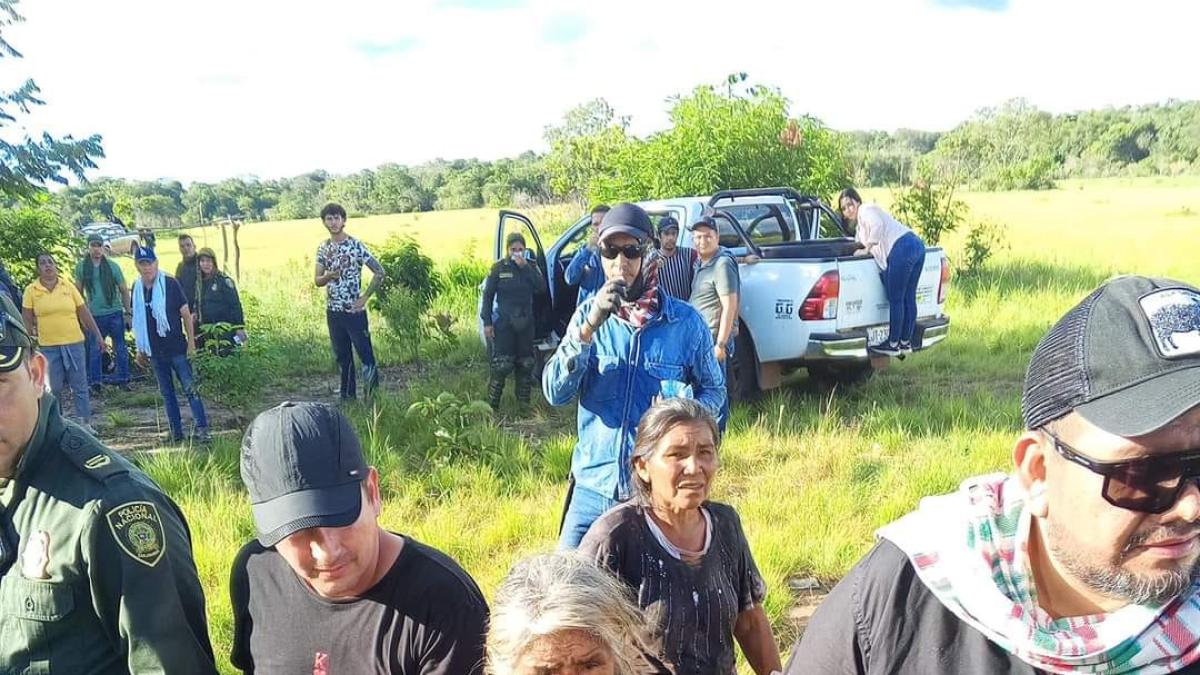 Piden protección para indígenas Sikuani, del pueblo Barruliua en el Meta: fueron desalojados de un predio privado