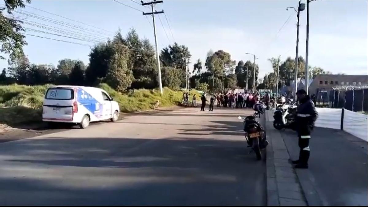 EN VIVO | Movilidad Bogotá: bloqueos en la localidad de Engativá afectan circulación en calzada mixta 