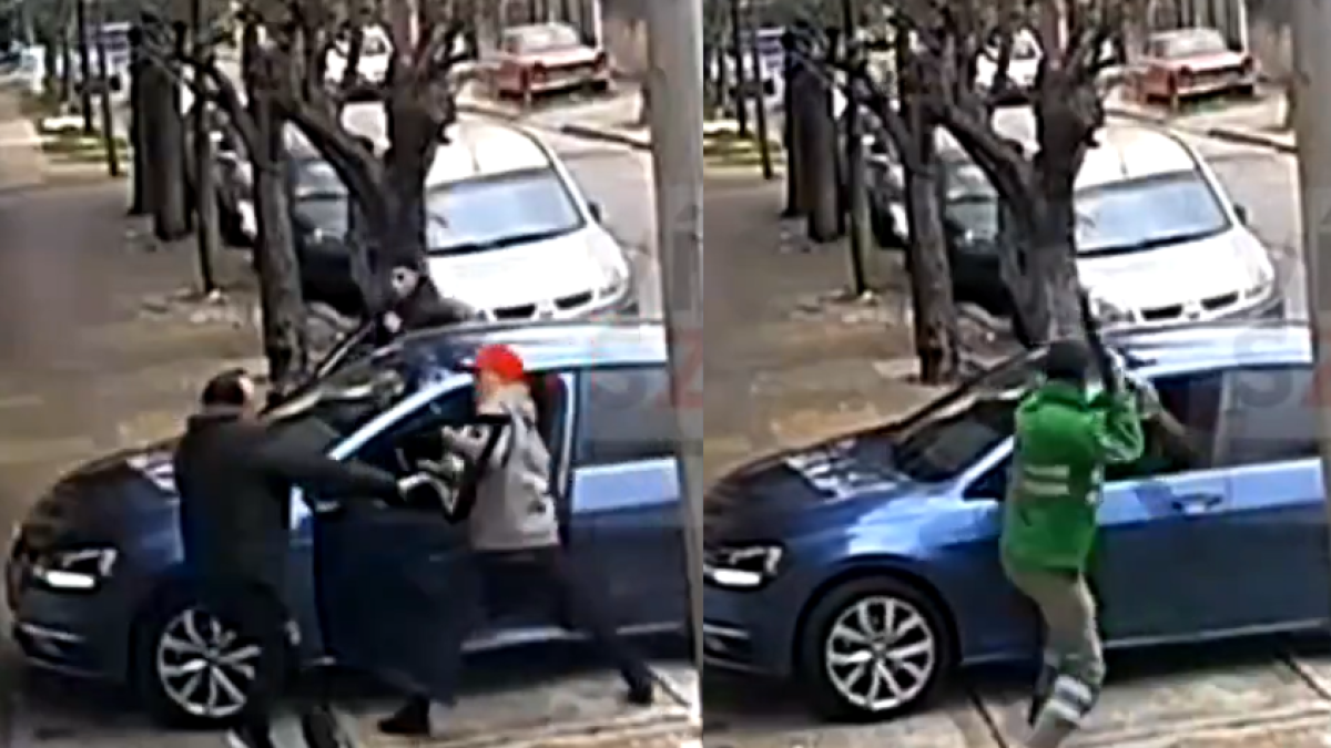 Video: con un palo de escoba, barrendero golpeó y ahuyentó a dos ladrones que intentaron robar un carro en plena calle