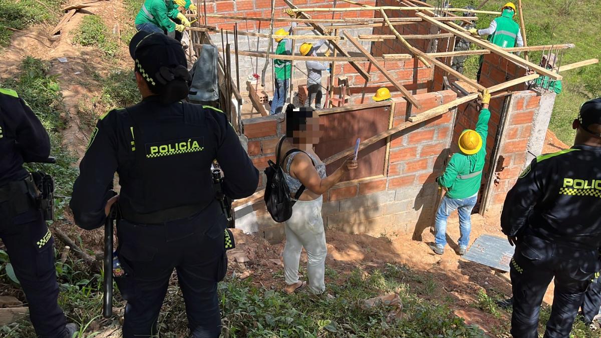 Autoridades de Medellín le ponen la lupa a las comunas donde se están realizando construcciones ilegales 