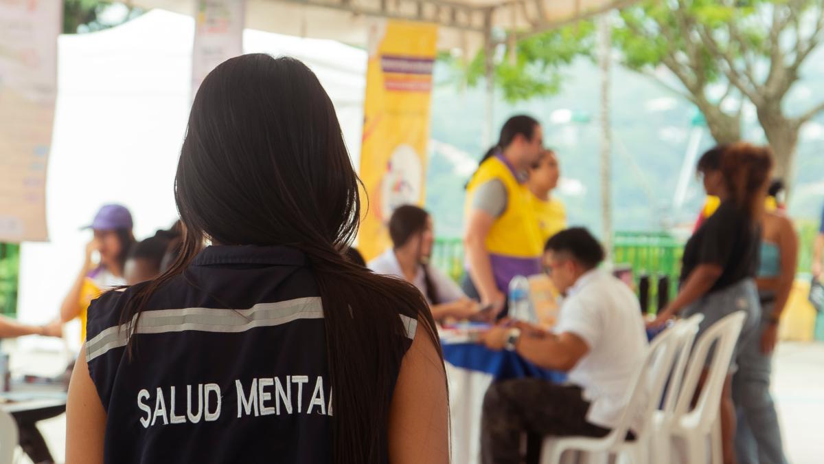 ¿Por qué las mujeres y los estudiantes de Cali enfrentan mayores riesgos para su salud mental? 