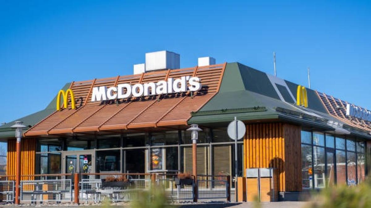 Acusan a McDonald's de perjudicar a sus clientes en Estados Unidos de esta forma