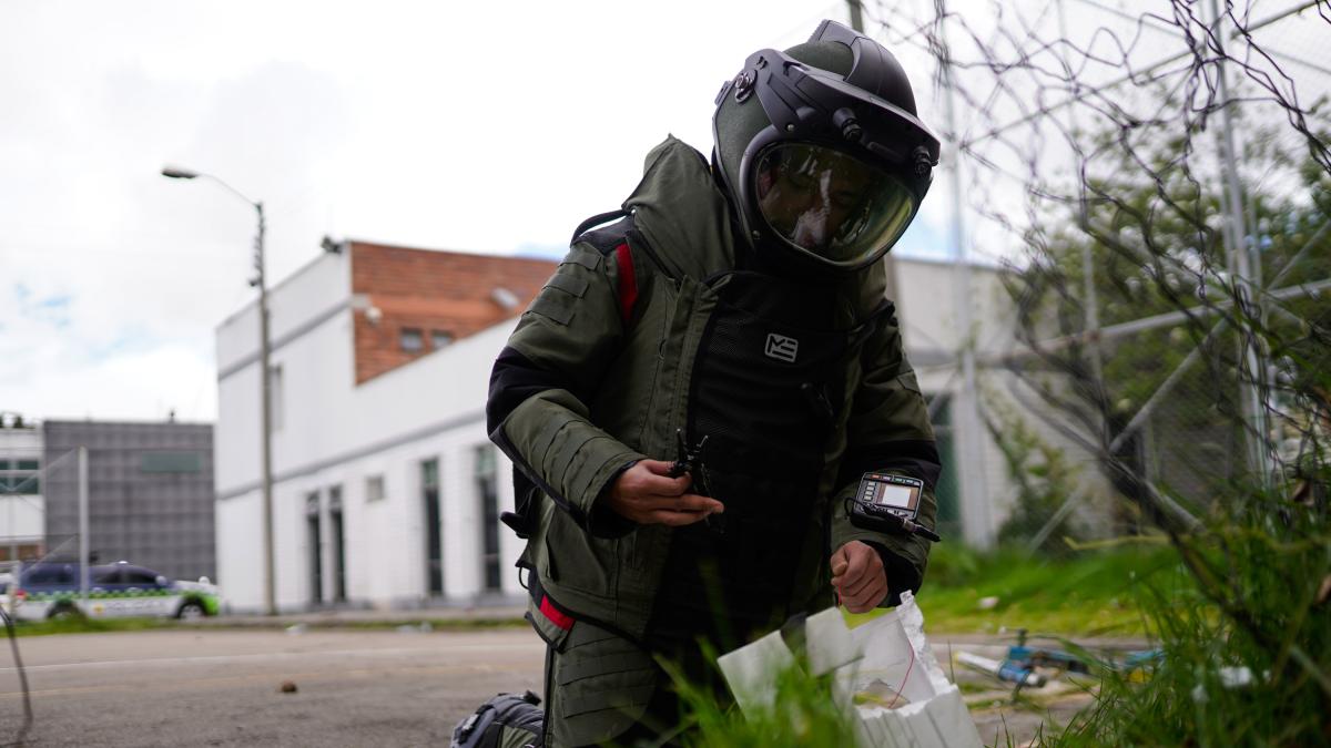 Ejército, con ayuda de un perro antiexplosivos frustra atentado terrorista en Miranda, Cauca