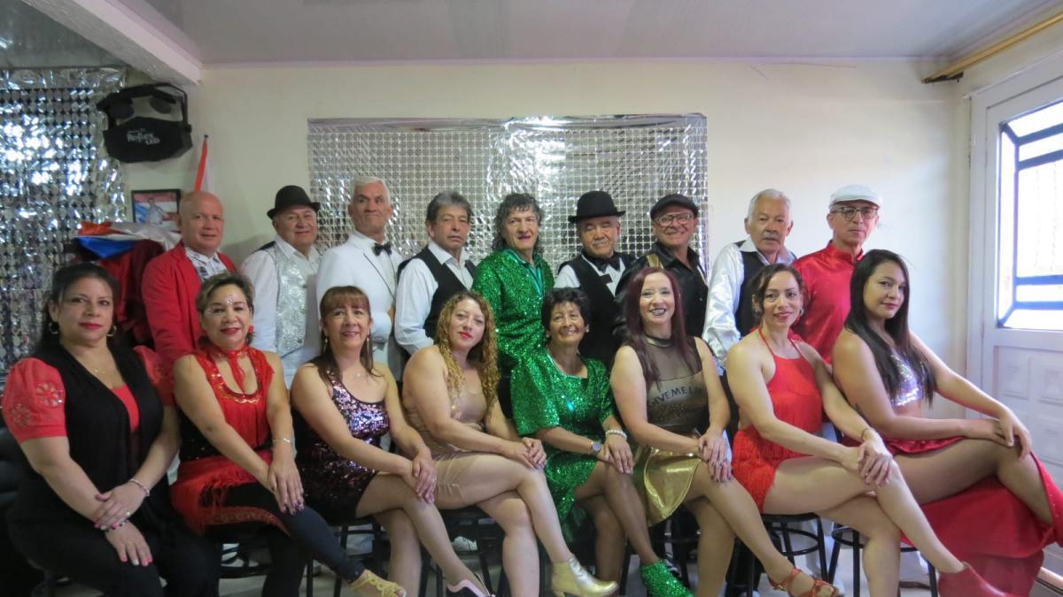 La historia del grupo de bailadores de salsa vieja guardia de Bogotá 