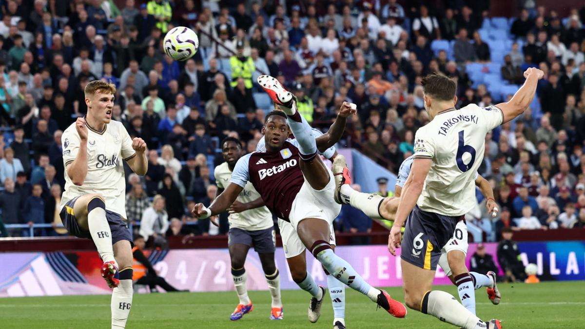 Jhon Durán entró y marcó este gol en el gran triunfo del Aston Villa, otro que no perdona, video