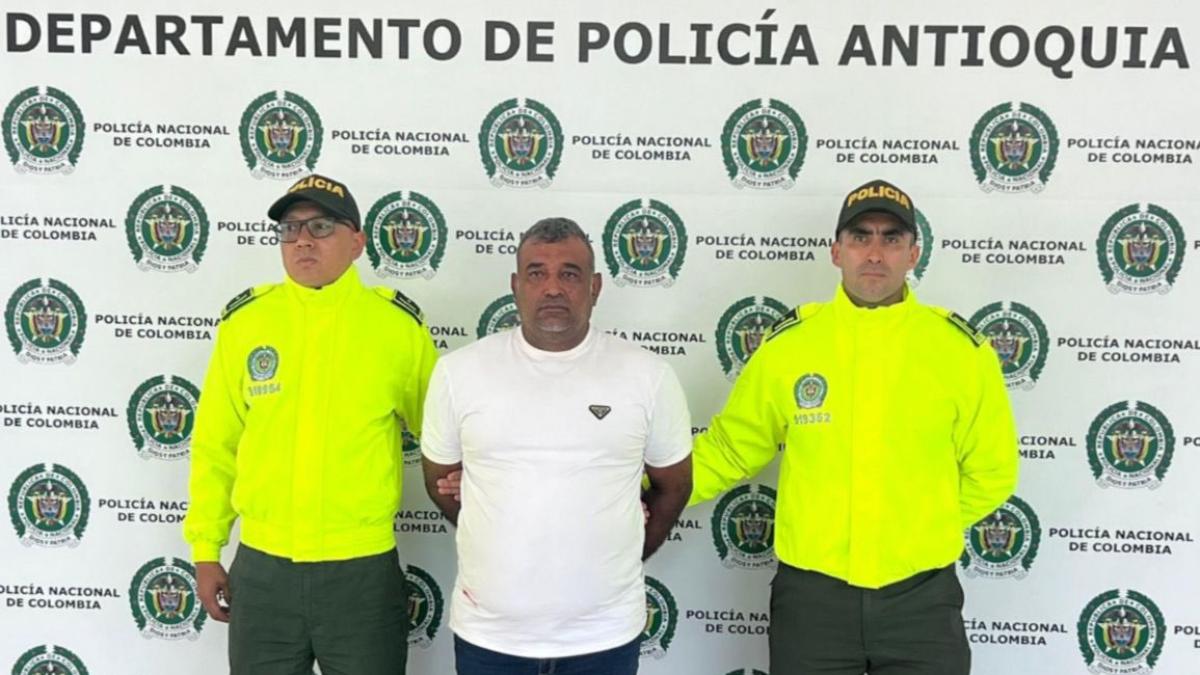 Cayó alias Negro Peña, responsable de extorsiones y desplazamientos en Antioquia