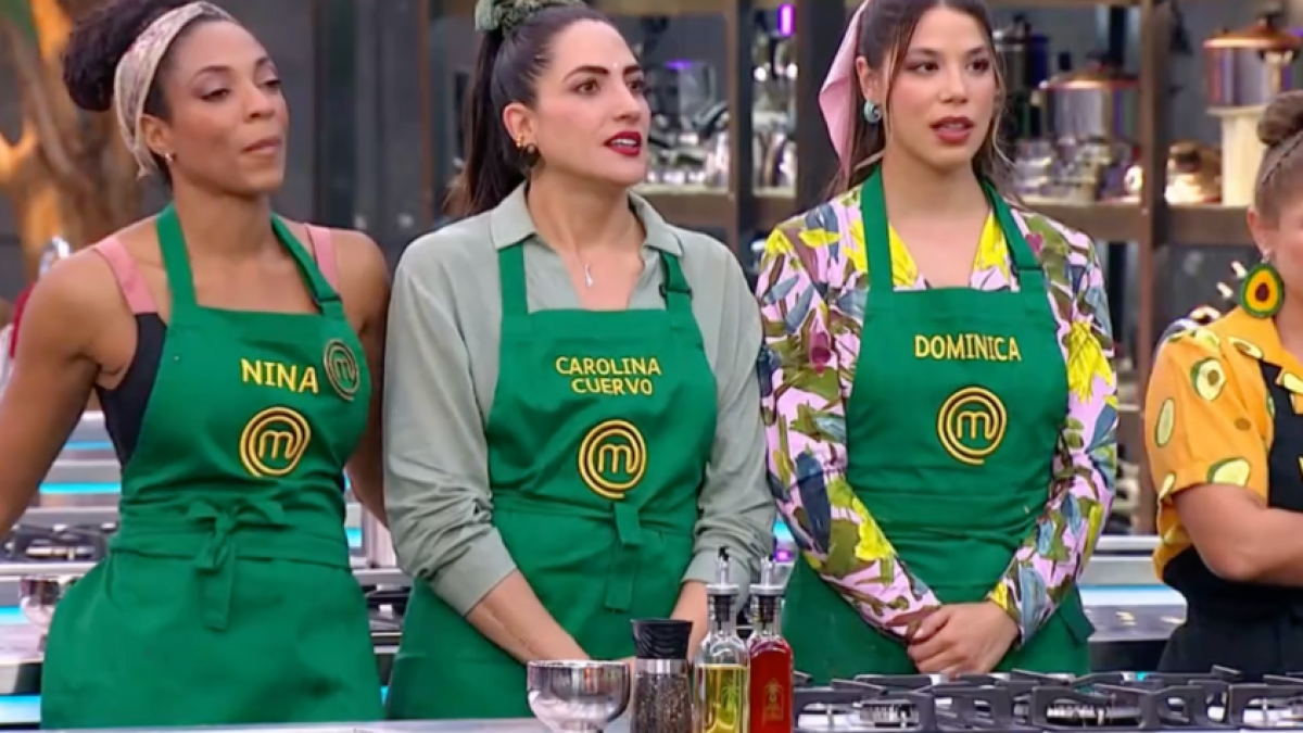 Vicky Berrío logra quitarse el delantal negro que le había puesto Franko Bonilla en 'MasterChef Celebrity'