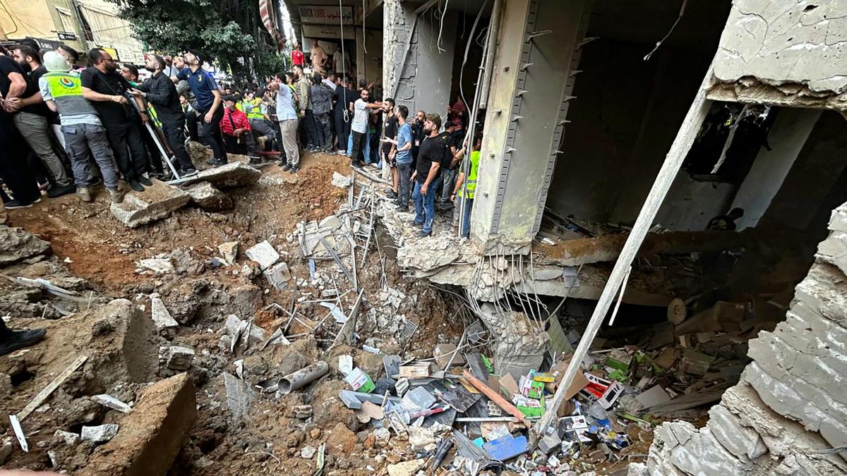 Israel afirma haber matado al jefe de la unidad de élite de Hezbolá en el bombardeo en Beirut, capital del Líbano