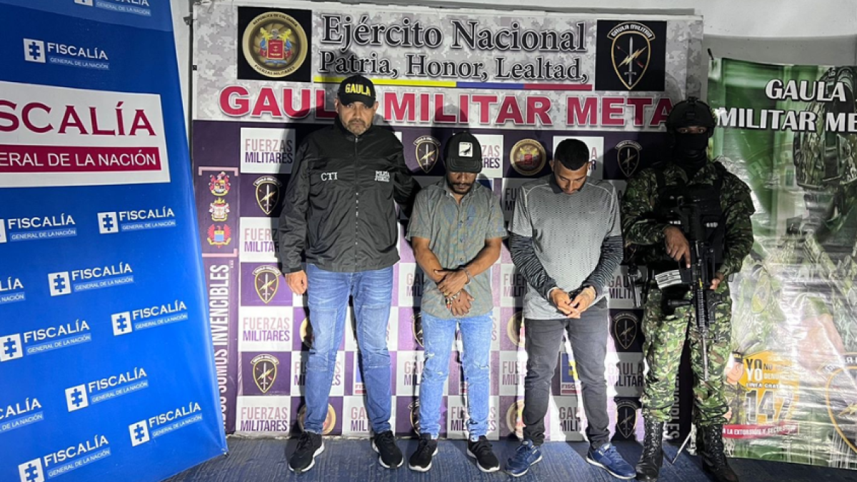 Dos capturados en flagrancia por el delito de extorsión; se hacían pasar por miembros de la Segunda Marquetalia