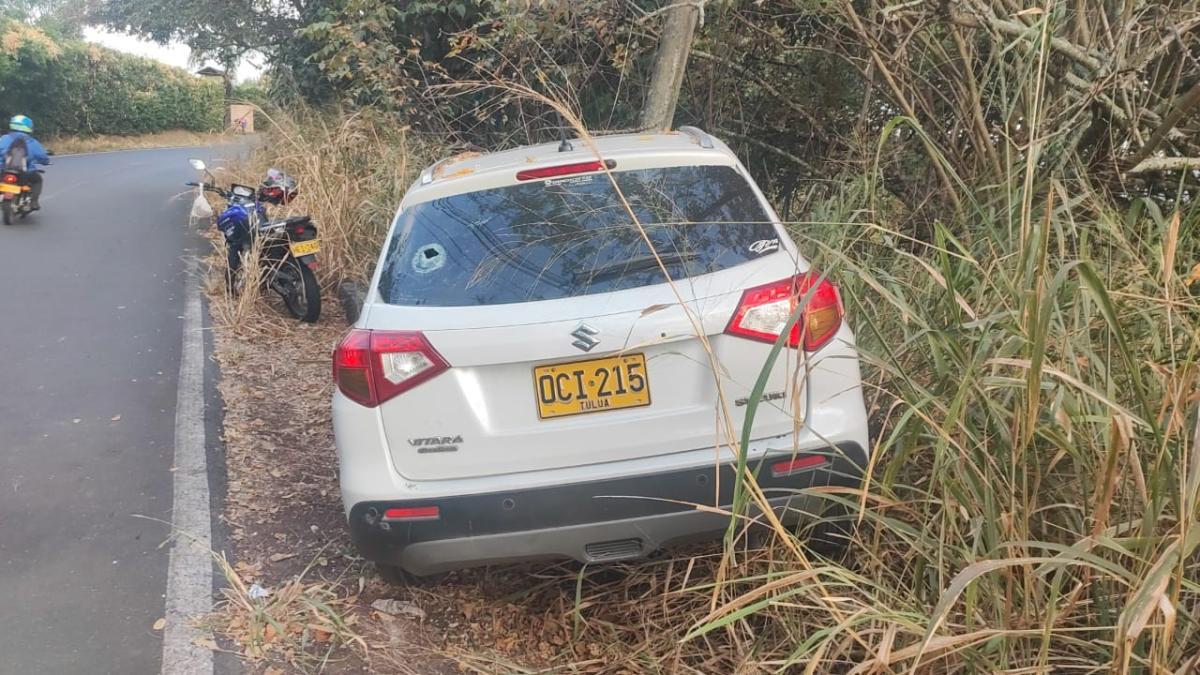 En fotos: así quedó el vehículo del personero de Tuluá, luego de haber sido víctima de un atentado sicarial