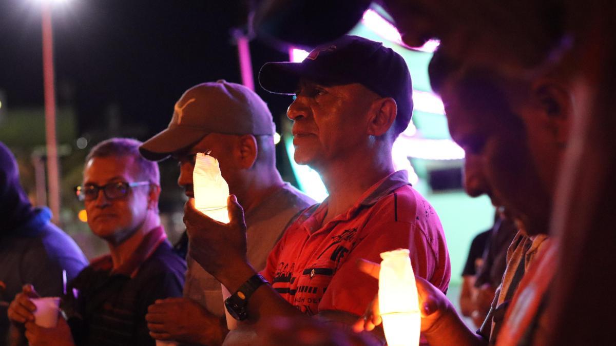 Con una 'oratón', trabajadores de emblemático parque de diversiones caleño, se aferra a no morir.