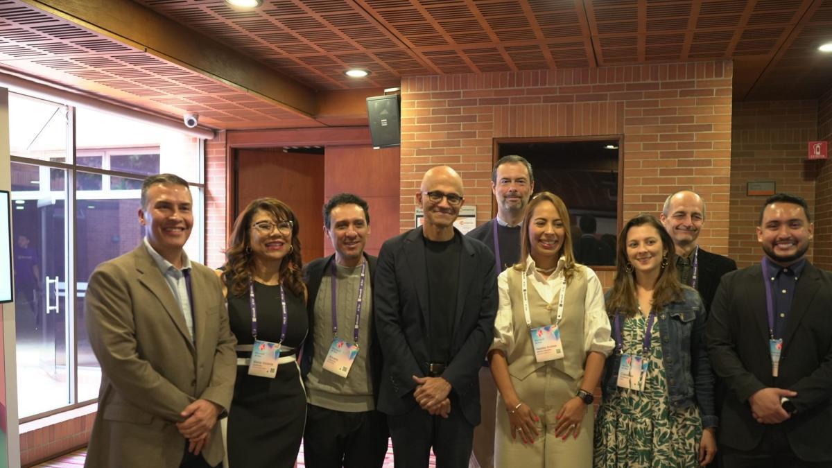 Los cinco proyectos de IA colombianos presentados a Satya Nadella, presidente de Microsoft, durante su visita a Bogotá