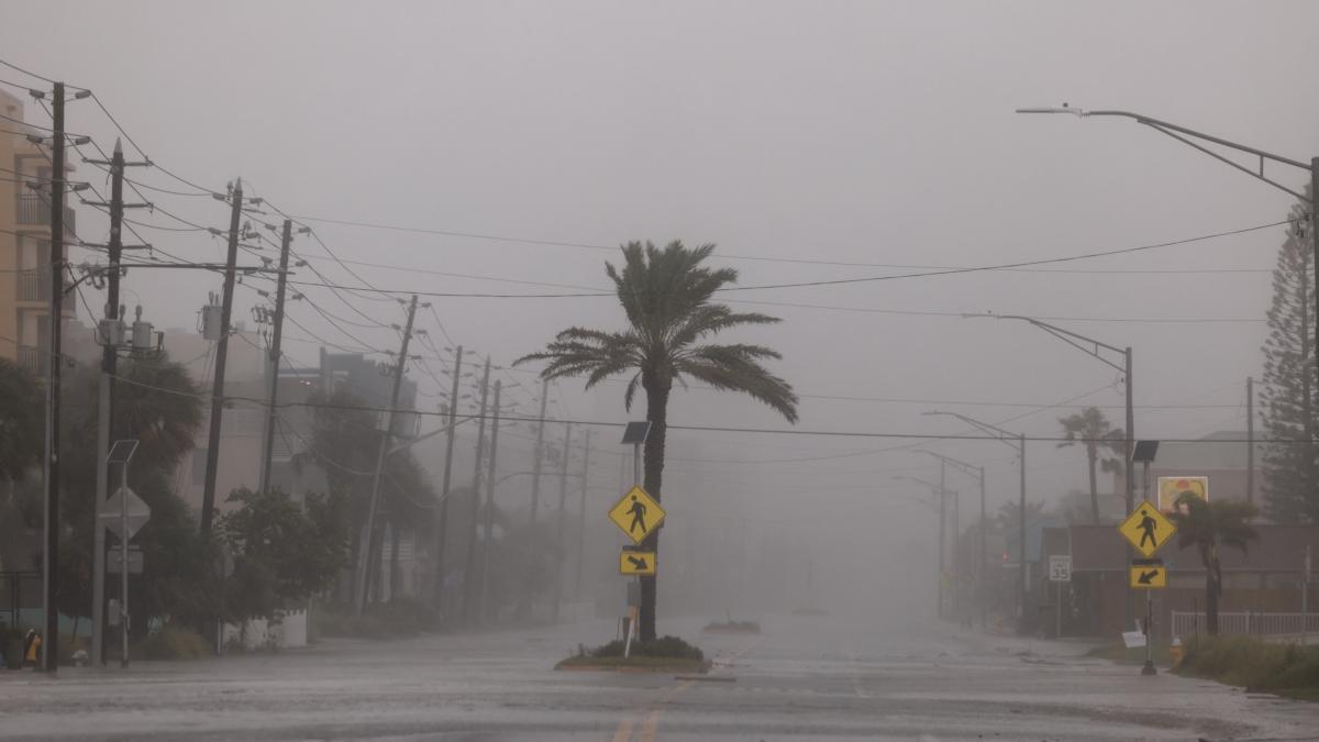 El balance que deja el paso del huracán Helene en Estados Unidos: al menos tres muertos y múltiples destrozos