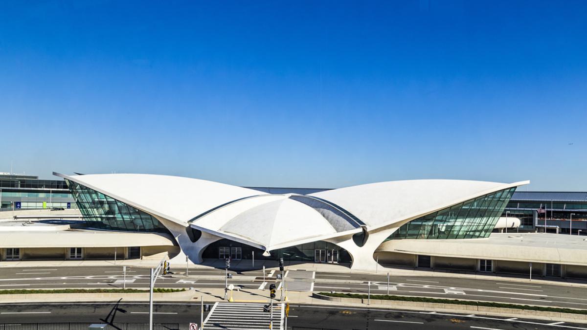 CBP: el aeropuerto donde más niegan la entrada con green card, según ChatGPT