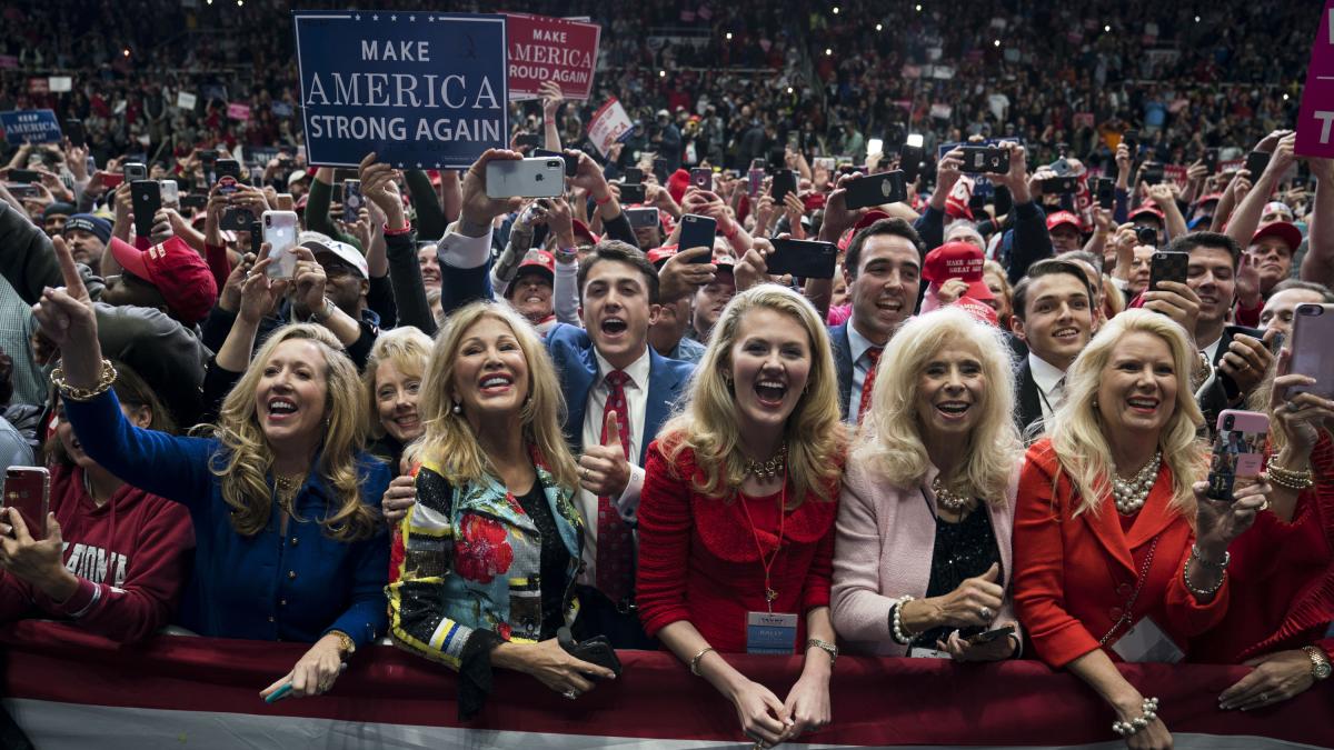 Ellas son las voluntarias de la campaña presidencial de Donald Trump: son mujeres de una iglesia evangélica secreta