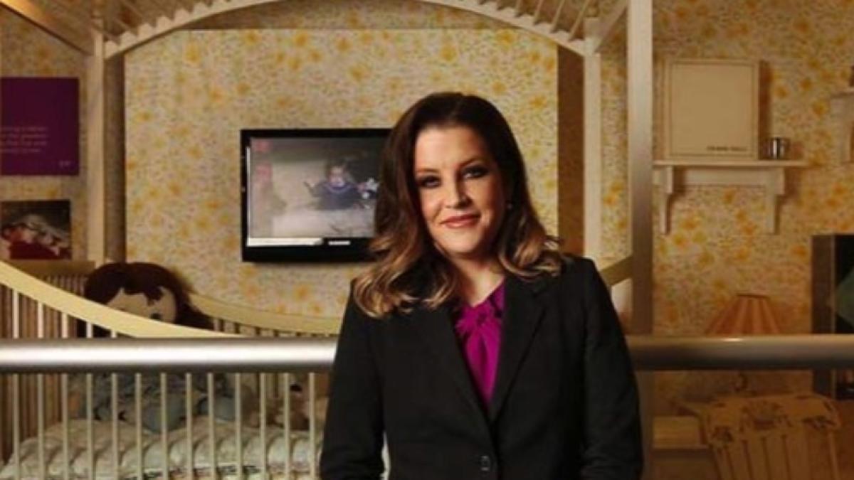 Lisa Marie Presley conservó el cuerpo de su hijo muerto en su casa durante dos meses