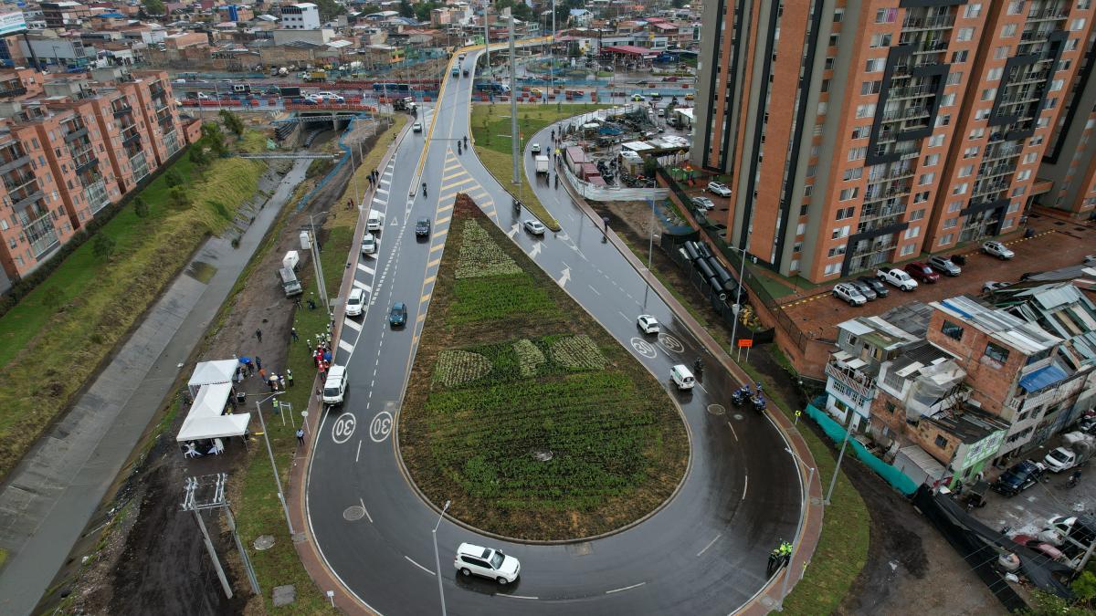 Obras en la avenida 68 en Bogotá: se habilitó el puente de la calle 3 para vehículos particulares; ¿a quiénes beneficiará? 