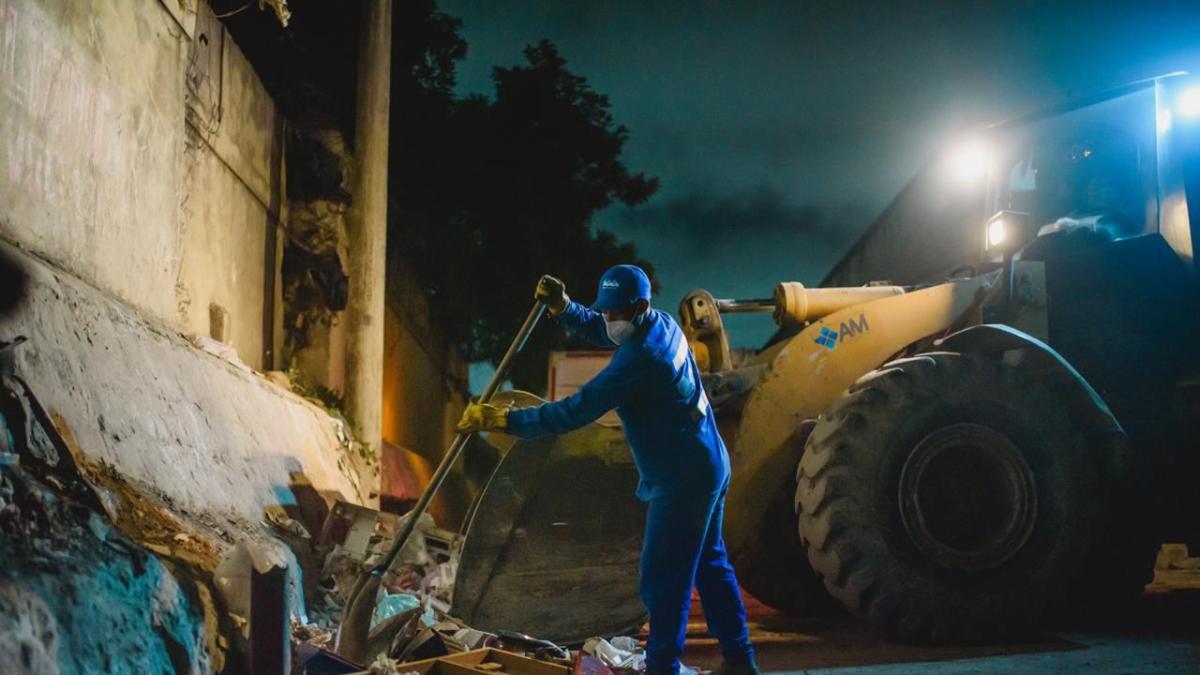 Retiran 732 toneladas de basura de rejillas de arroyos en Barranquilla