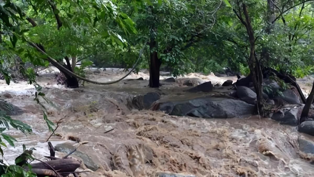 Alerta roja en Santa Marta: llamado urgente para evitar los ríos por riesgo de crecientes súbitas durante este puente festivo