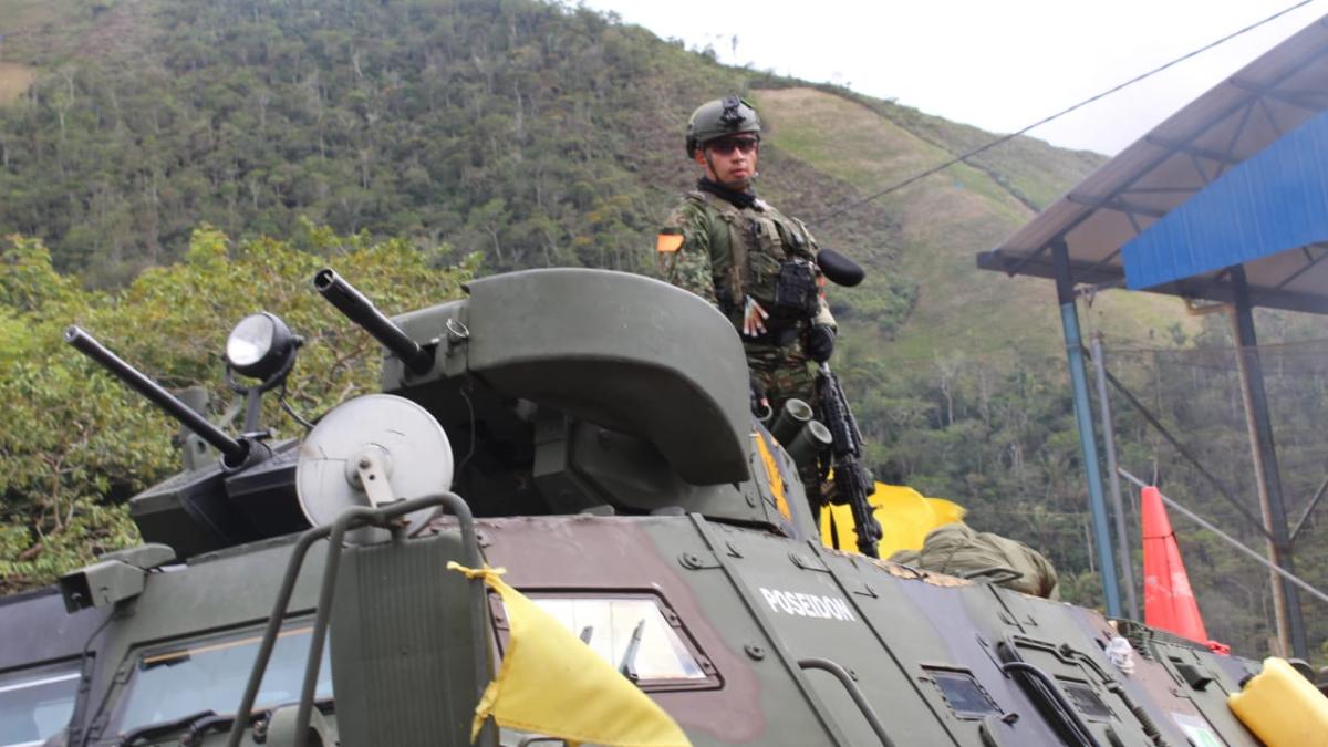 Calles desoladas del corregimiento de El Plateado en Argelia, sur del Cauca, tras operación ‘Perseo’