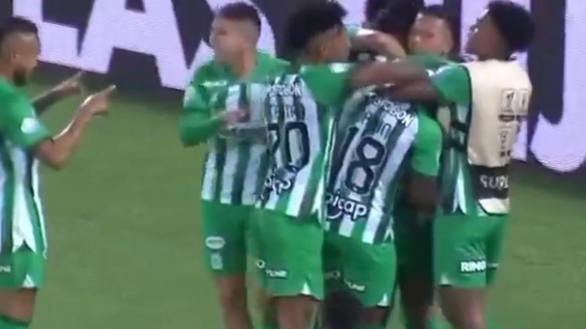 Video| Atlético Nacional se acercó a la clasificación y hundió aún más a Envigado en la Liga BetPlay: goles y polémicas del juego