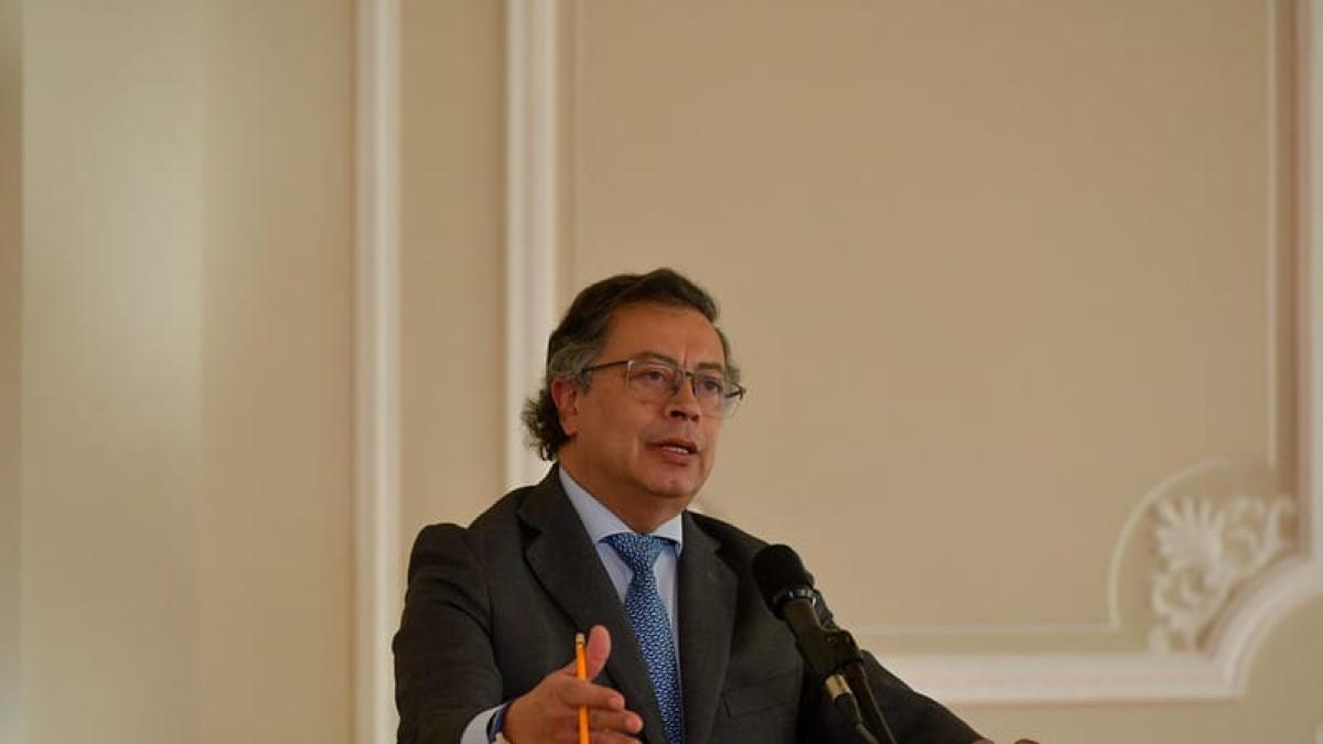 'Este Gobierno lleva dos años de catástrofes ambientales y ya no alcanza el dinero': presidente Gustavo Petro